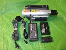 Sony DCR-TRV520 Digital 8 Hi8 8mm Camcorder - BAD Viewfinder - TESTED WORK GOOD