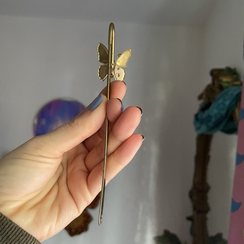 VINTAGE ENAMEL MARK THE SPOT BUTTERFLY Blue GOLD BRASS METAL HOOK BOOKMARK Cute - Imagen 4 de 7