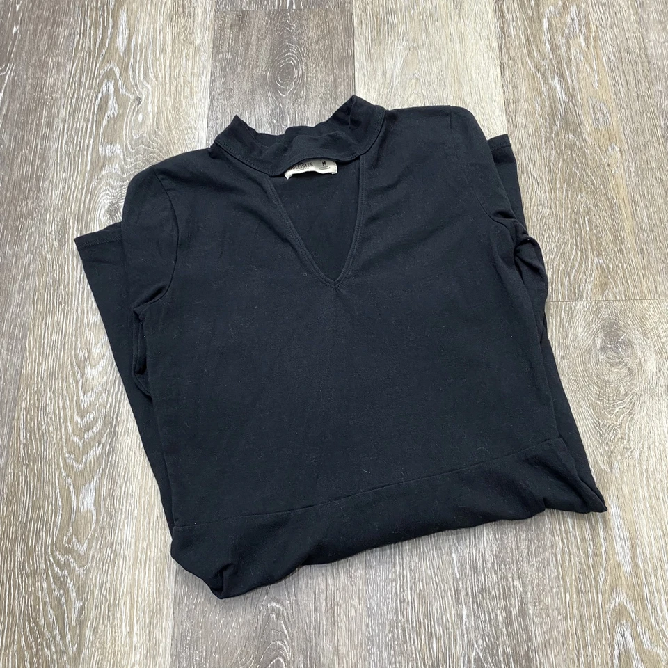 HOLLISTER Keyhole Front Long Sleeve Stretch Black Skater Dress Girl's Size M - Image 3 of 4