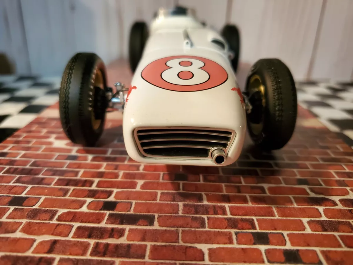 Carousel 1 1956 Pat Flaherty #8 Indy 500 Winner 1:18 Scale Diecast