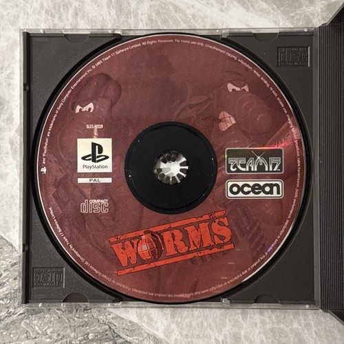 Worms - Playstation One (PS1) Big Box With Manual and Demo One - Picture 4 of 8