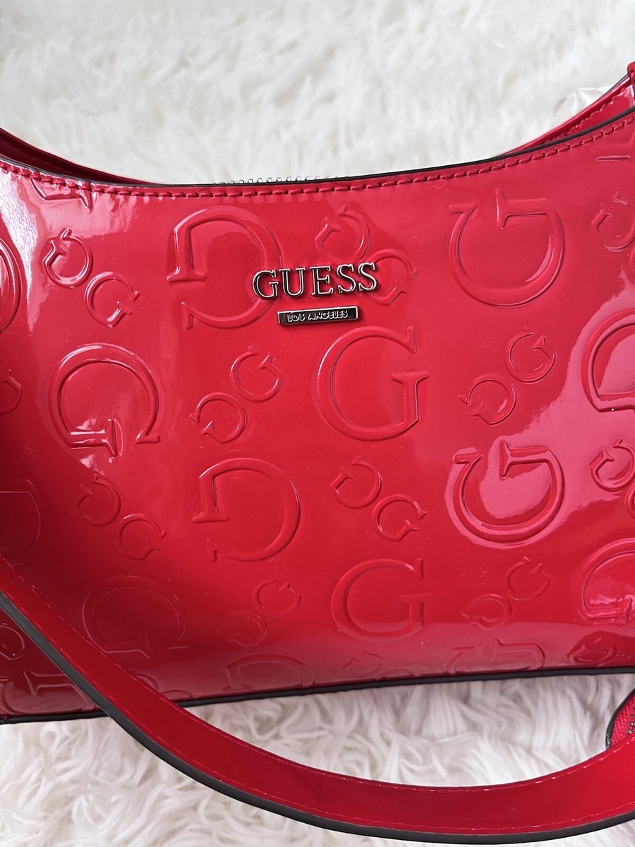 guess 赤バッグ GUESS ショルダーバッグ 赤 【特典】ミニバッグ付き - メルカリ