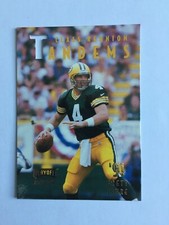1998 Playoff Momentum Class Reunion Tandems Brett Favre/Herman Moore