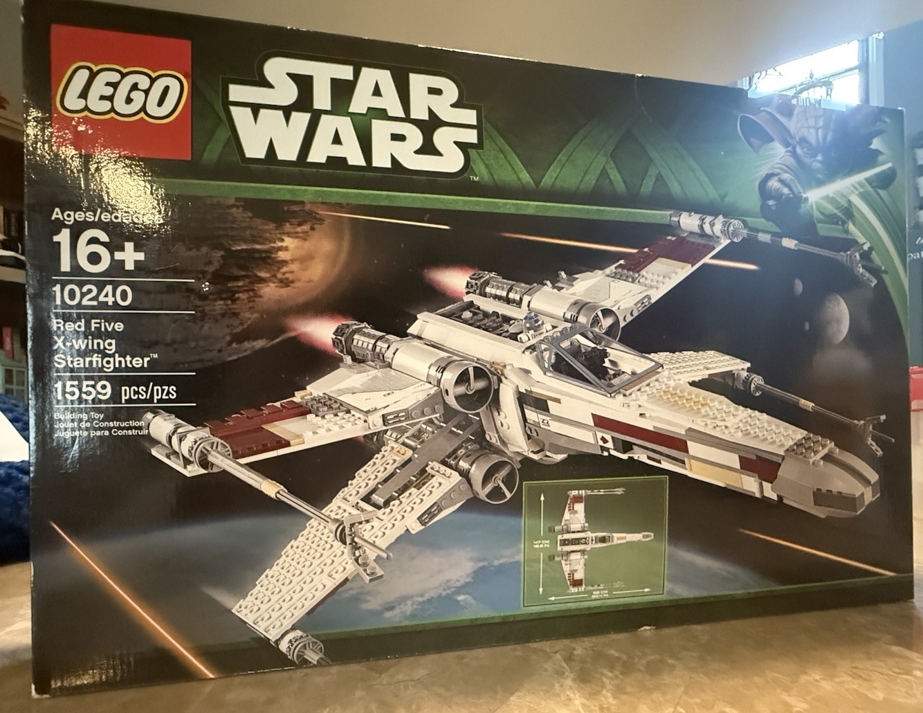 LEGO Star Wars Red Five X-wing Starfighter 10240 1559pcs R2-D2 Age 16+