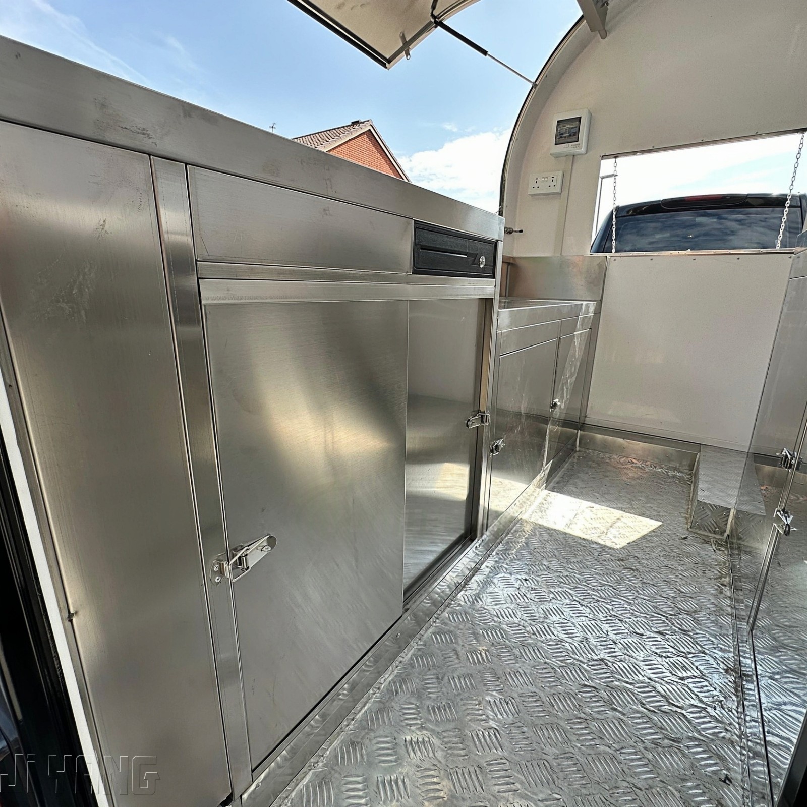 New Retro Round Food Trailer - Mobile Coffee & Ice Cream Concession Stand -Black