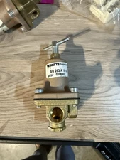 Watts Compact Water Pressure Regulator 3/8”  0328060