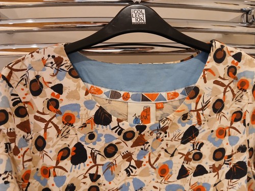 BNWOT Size 12 Weird Fish wear the weekend multi Jersey Dress With Pockets - Picture 5 of 7