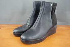 Vionic Skylar Boots Womens Size 9 US Black Leather Suede Wedge Comfort Side Zip