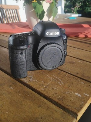 Canon EOS 6D Mark II Vollformat Top gepflegt. Original verpackt + Zubehörpaket