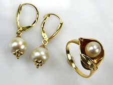 Beautiful 14K Yellow Gold Pearl Earring & Ring Set Jewelry