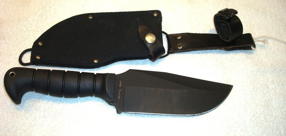 K-BAR WARTHOG KNIFE - Image 2 of 2