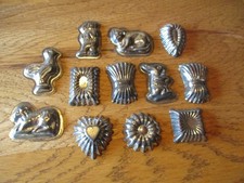 12 alte BACKFORMEN * OSTERHASE, LAMM, HAHN, KATZE,  HERZ etc * MINIATUR-FÖRMCHEN