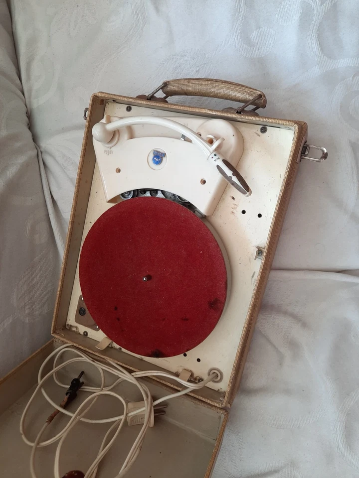 Ancien Radiola Tourne-disques platines valise moteur OK pour pièces / réparation - Photo 3/3