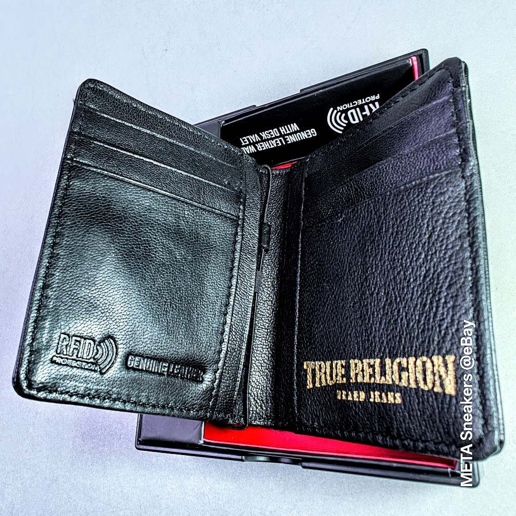 True Religion RFID Leather Bifold Wallet   Black Gold Horseshoe  Slim Front New thumbnail 4