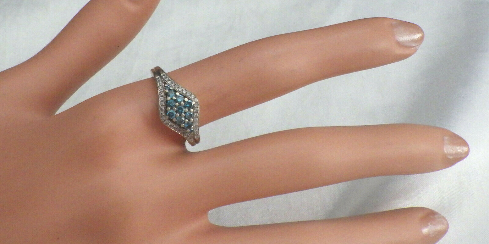 Picture 1 of 5