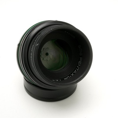 Pentax DA 70mm f/2.4 SMC Limited Lens Black