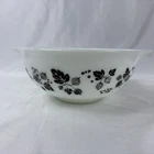 Vintage Pyrex Black & White Gooseberry #443 Cinderella Mixing Bowl 2 1/2 Quart