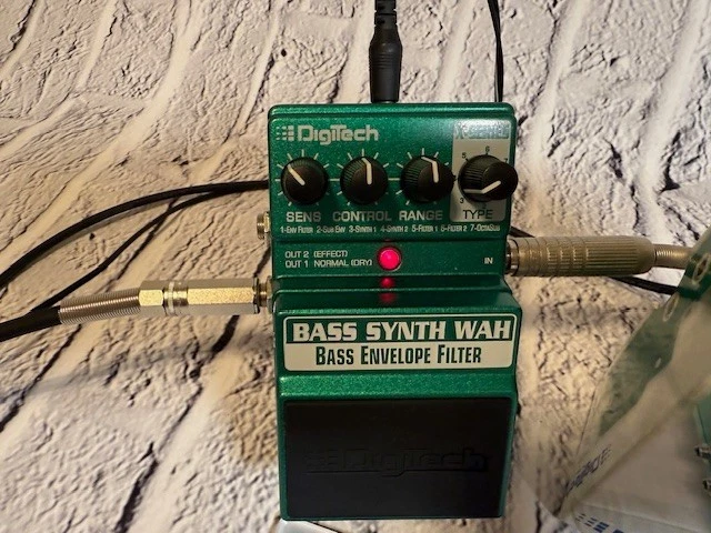 Digitech X-Series Bass Synth Wah Envelope Filter Bass Effect Pedal fast ship - Image 4 of 4