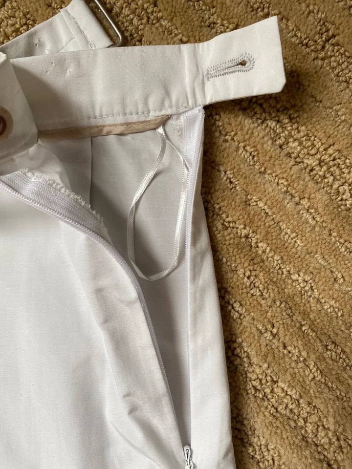 Gunex Pleated White Skirt Sz 8 Cotton Blend Side Zipper &Silver button detail - Image 4 of 4