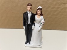 Vintage Wedding Cake Topper Bride And Groom 3 1/2 Inches Tall Stamped JAPAN