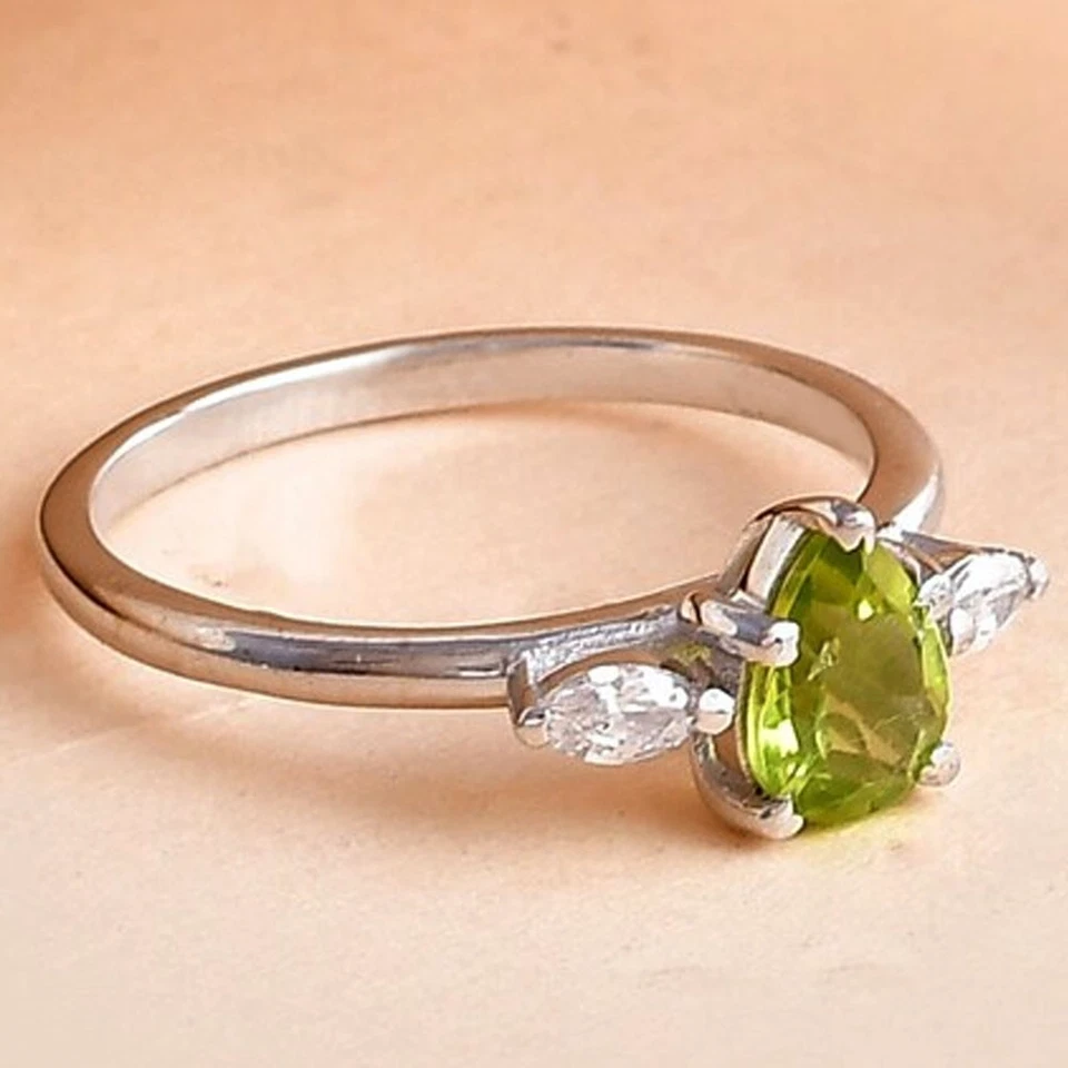 3.20crt Pear Cut Natural Peridot and Diamond Gemstone Ring 18K White Gold Plated - Image 2 of 4