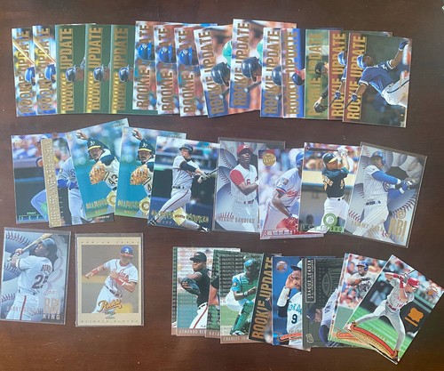 Huge MLB Baseball Card Collection 400+ Old and New! Griffey Bonds Churio Betts - Picture 14 of 16