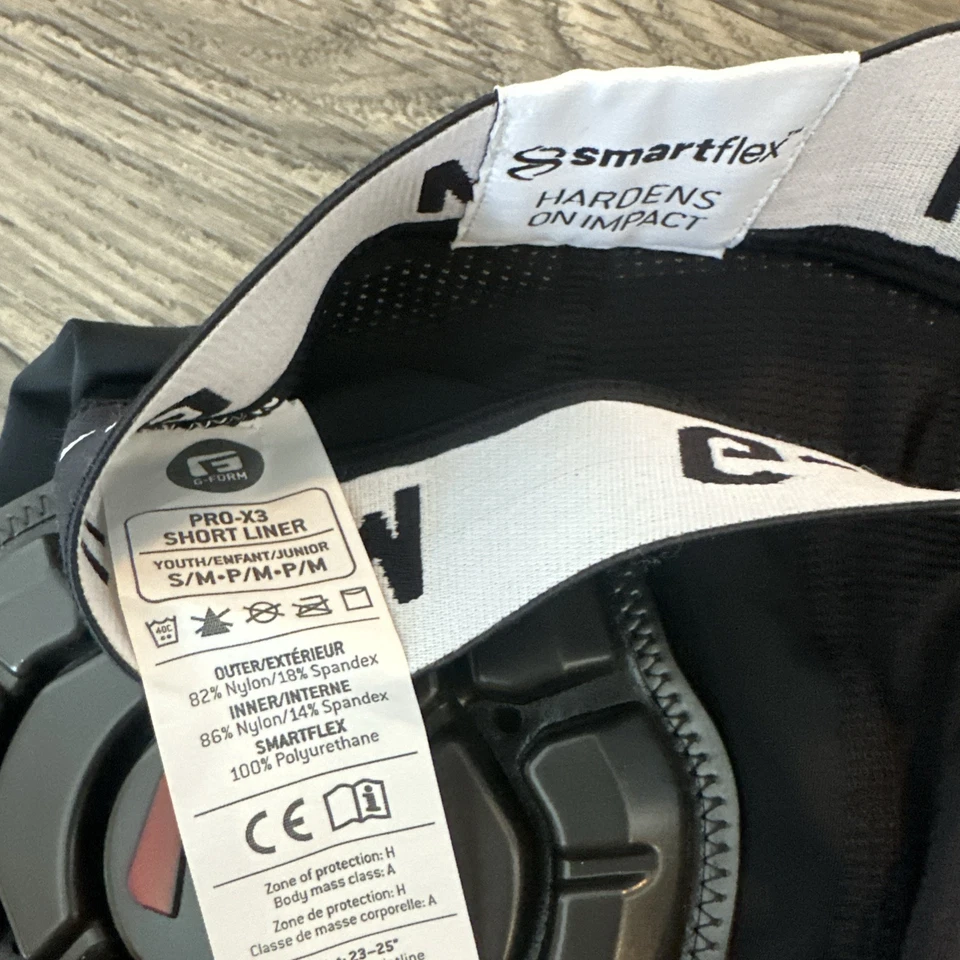 Новый в коробке G-Form молодежи Pro-X3 вкладыш велосипед шорты SZ S/M - Изображение 3 из 4