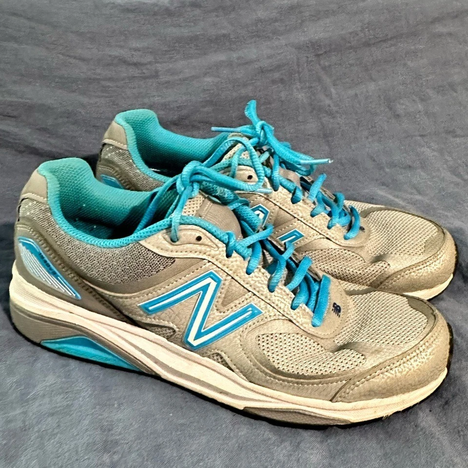 Zapatos para correr New Balance 1540 plateados Polaris para mujer talla 8,5 Foto 3 de 4