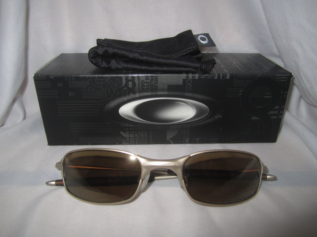 て*】様 OAKLEY　Square Wire 2.0 sport sunglasses OAKLEY SQUARE WIRE 2.0 silver Frame blue lenses