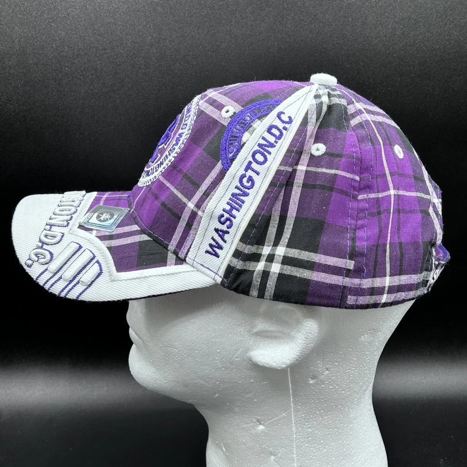 Sombrero Washington D.C. City Hunter Correa Adulto Púrpura Blanco Cuadros Algodón Usado en Excelente Condición Foto 4 de 4