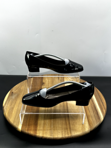 Pavers Women Court Shoes 7 Black Patent Leather Low Cone Heel Almond Toe Slip On - Afbeelding 1 van 24