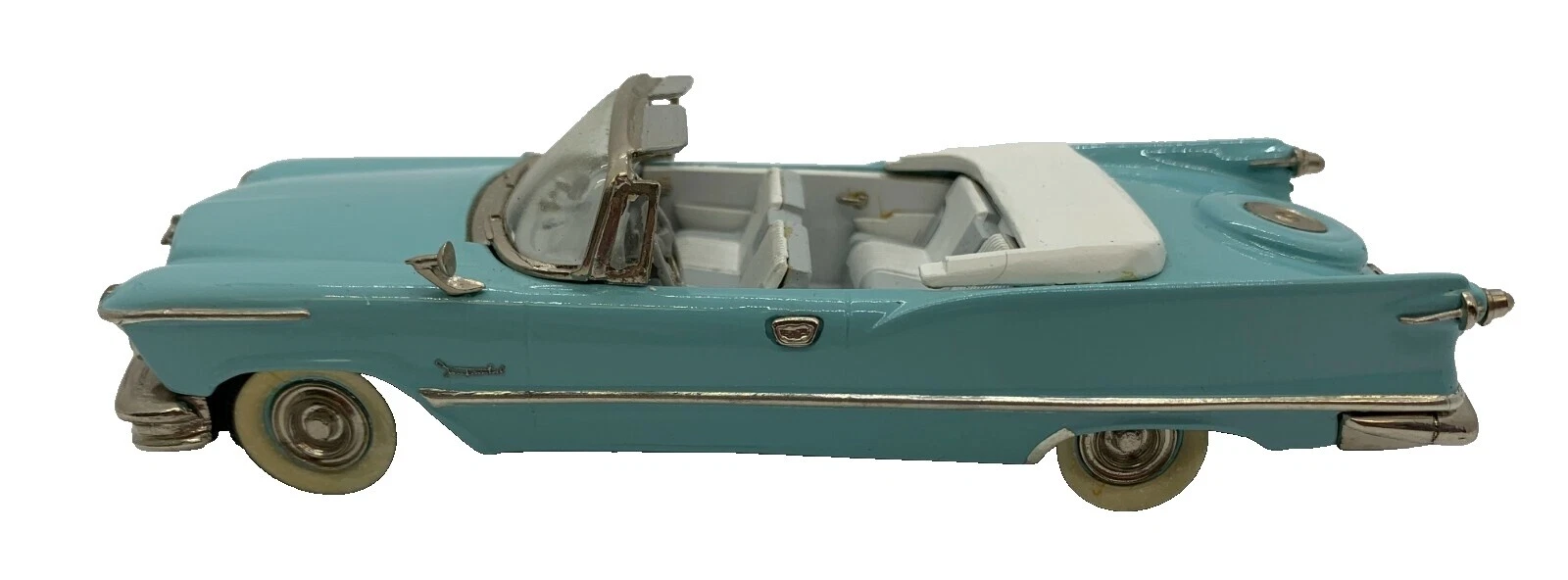 Chrysler White Metal Contemporary Manufacture Diecast Cars