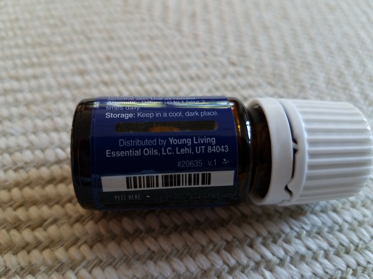 新品★YOUNG LIVING LOYALTY エッセンシャルオイル ♪ s-l400.jpg