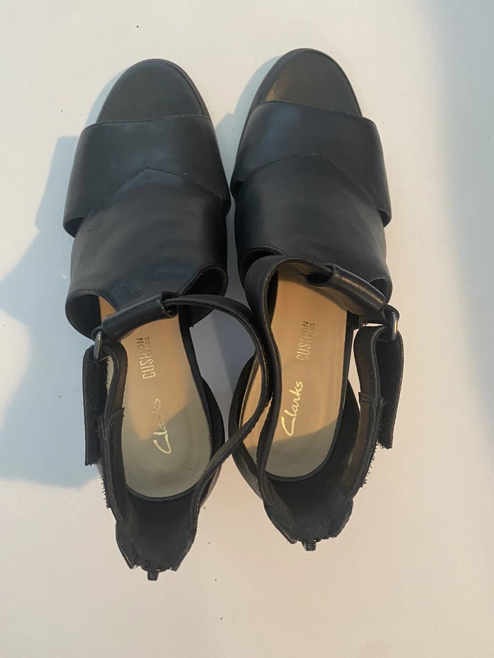 Tacones para mujer Clarks Kaylin60 Glad de cuero negro 8,5 Foto 4 de 4