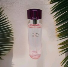 Victoria's Secret BODY BY VICTORIA Fragancia Bruma 2.5 OZ 2012 Spray de Viaje