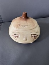Sylvac Onion Face Pot
