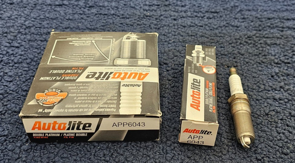 QTY 4 Autolite APP6043 Double Platinum Spark Plug Fits 16-24 Chevrolet Camaro