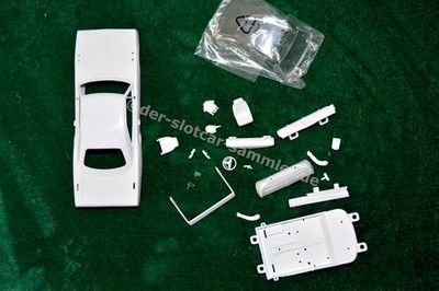 Carrera Evolution 99383 Rohkarosse / Whitekit Plymouth Superbird