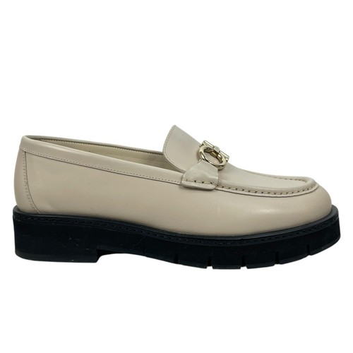 Salvatore Ferragamo Gancini Lug Sole Leather Loafers Beige Women Size 8.5C - Picture 3 of 16