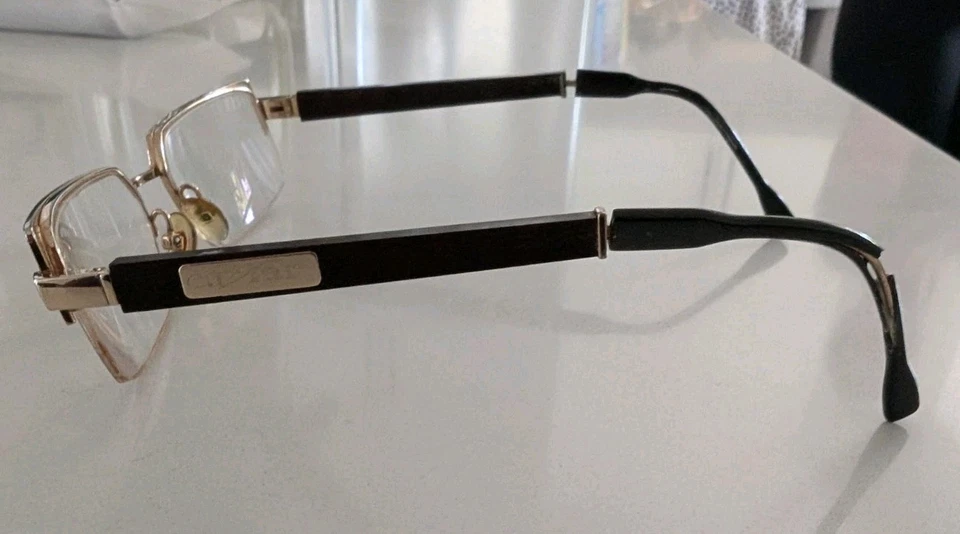 Armações de óculos de metal CAVIAR feitas apenas na Itália uma perna ruim - Imagem 4 de 4