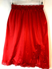 Vintage Vassarette Half Slip Skirt Size S/M Red Satin Nylon Slit Lace g