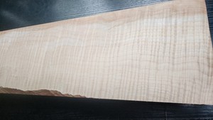 Maple Fiddleback Flame Billet #1175 L.23" W. 7&1/2"tapers T. 2&1/2"