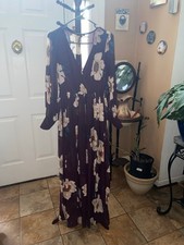 Women's Fashion Nova Maxi Dress M Burgundy White