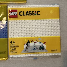 LEGO Classic White, Green, and Blue Baseplates BRAND NEW