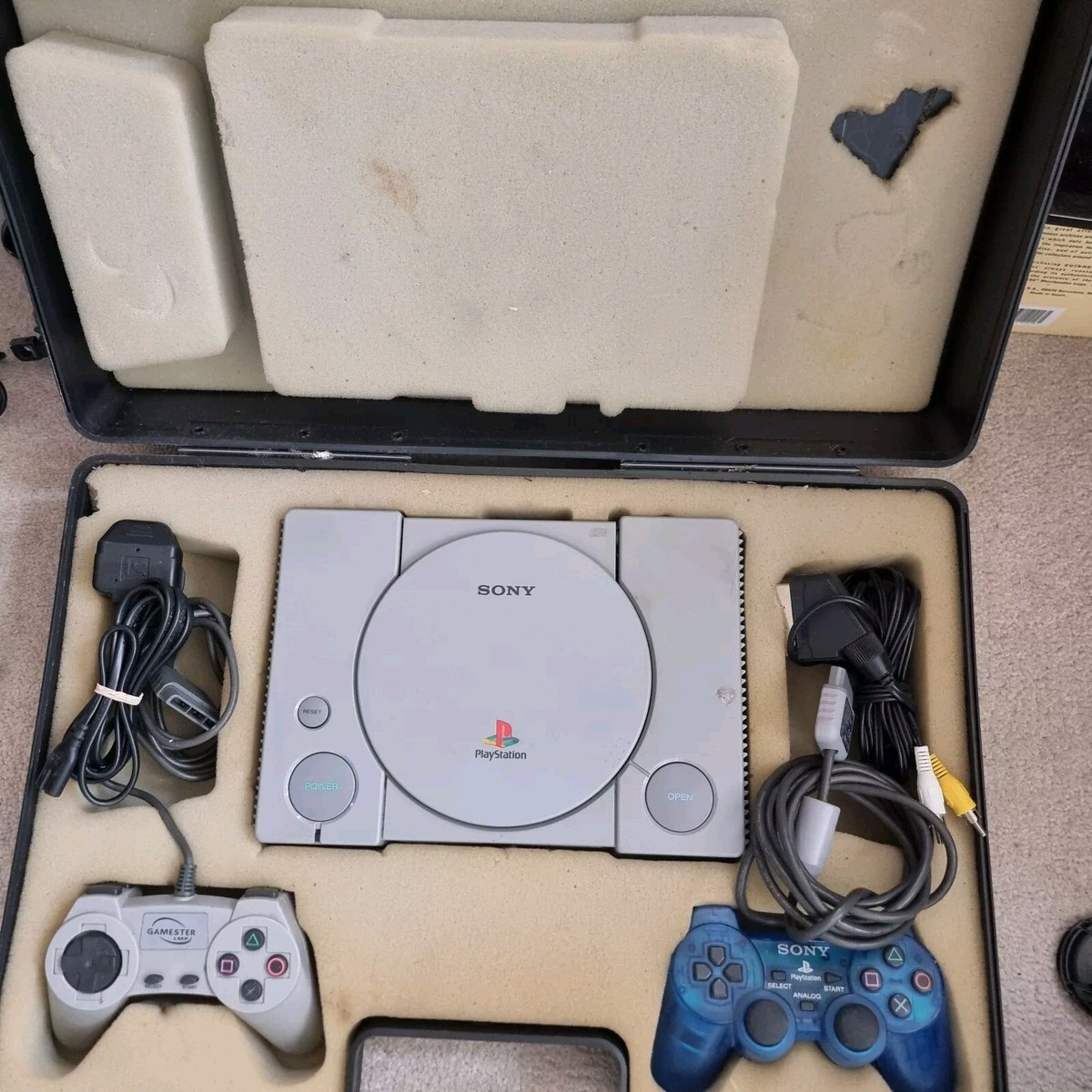 coque du dessus + bouton console Playstation 1 sony PS1 SCPH-1002