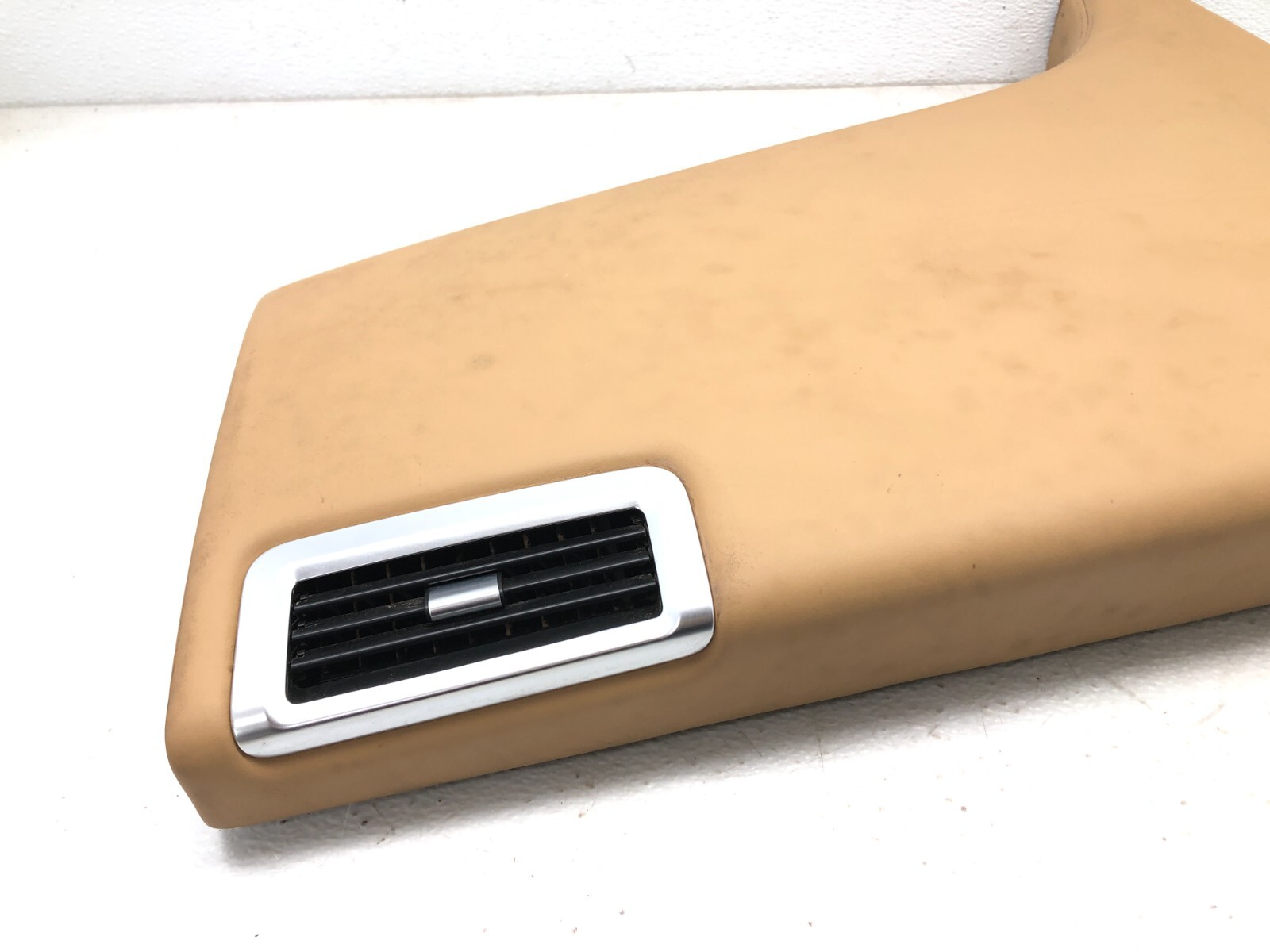 2014-2018 BENTLEY FLYING SPUR LEFT DRIVER SIDE LOWER B PILLAR TRIM COVER #NOTES