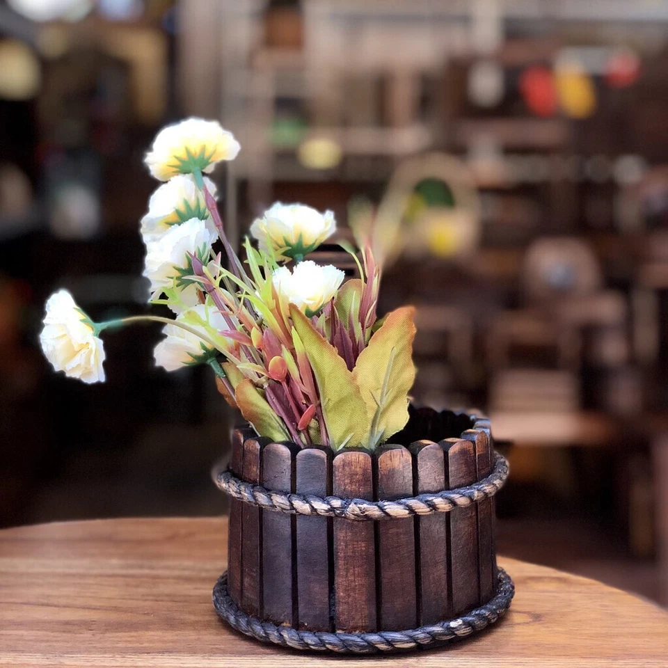 Cesta de flores de madera con forma redonda  Foto 3 de 4