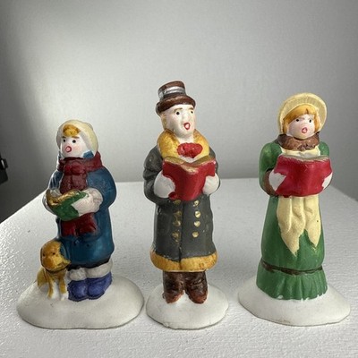 Vtg Lemax Christmas Village Accessories Set Of (3) Carolling On the Common