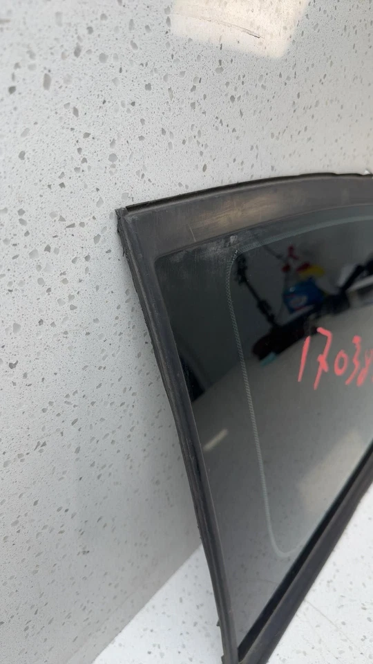 2005 2006 2007 2008 2009 2010 Scion SCION TC cuarto izquierdo cristal/ventana Foto 4 de 4