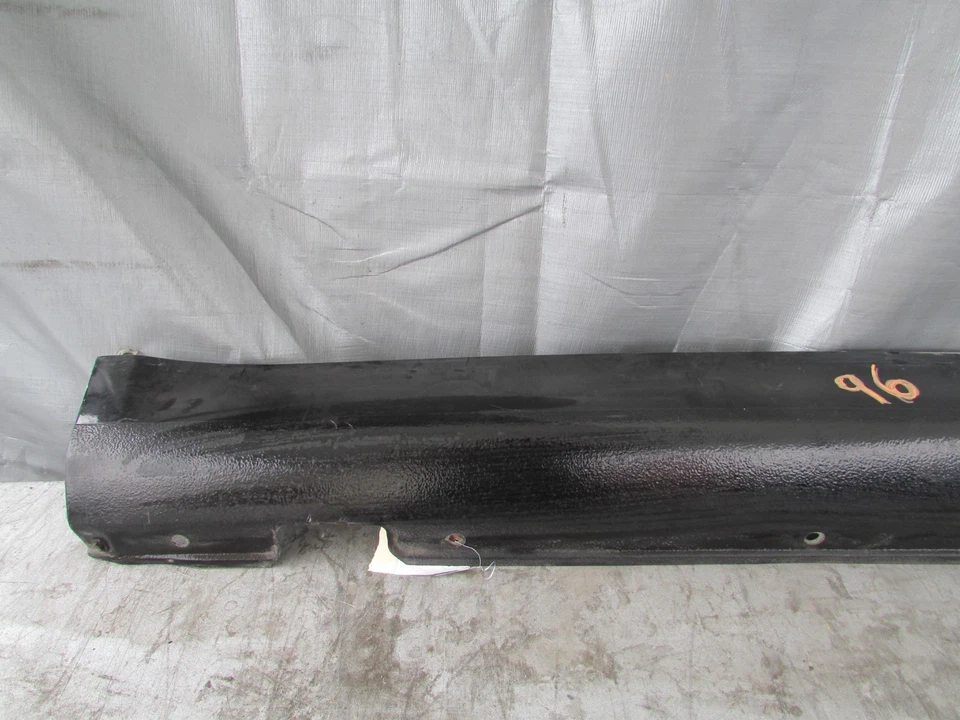 1996-1998 BMW Z3 E36 RIGHT PASSENGER SIDE ROCKER MOLDING SKIRT PANEL BLACK OEM - Image 2 of 4